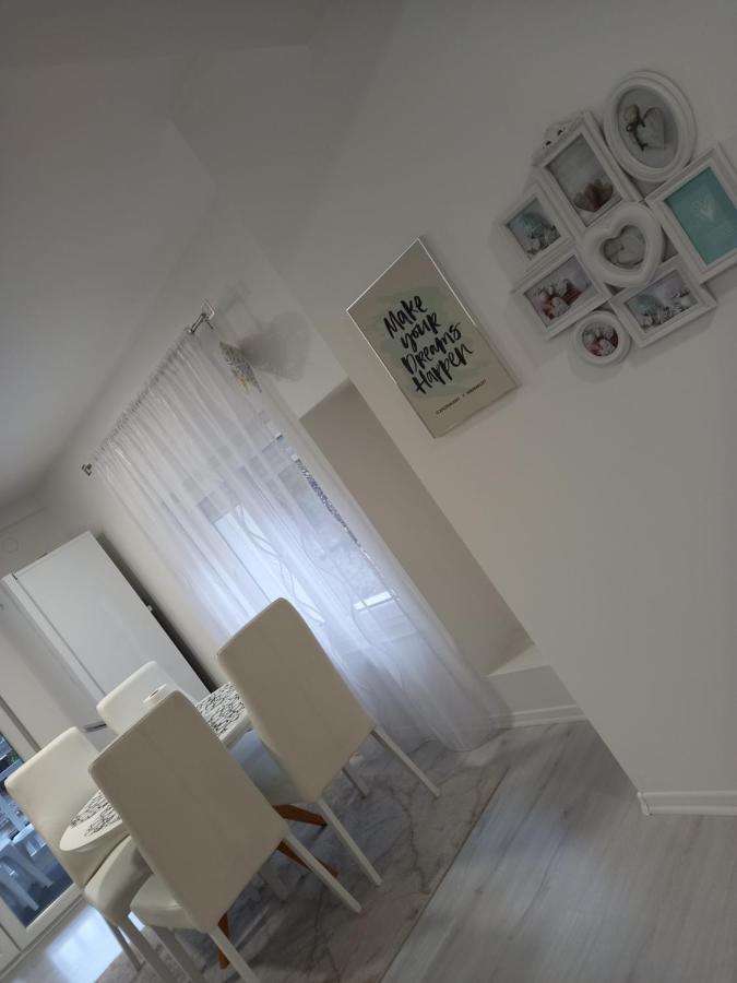 Apartment Centar Of City Мостар Екстериор снимка