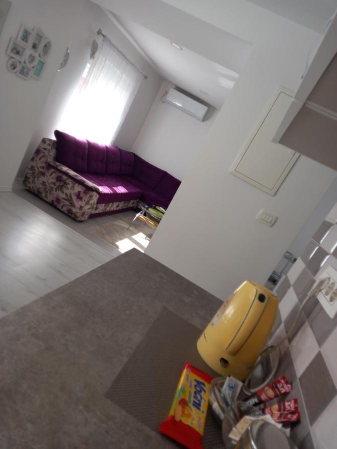 Apartment Centar Of City Мостар Екстериор снимка