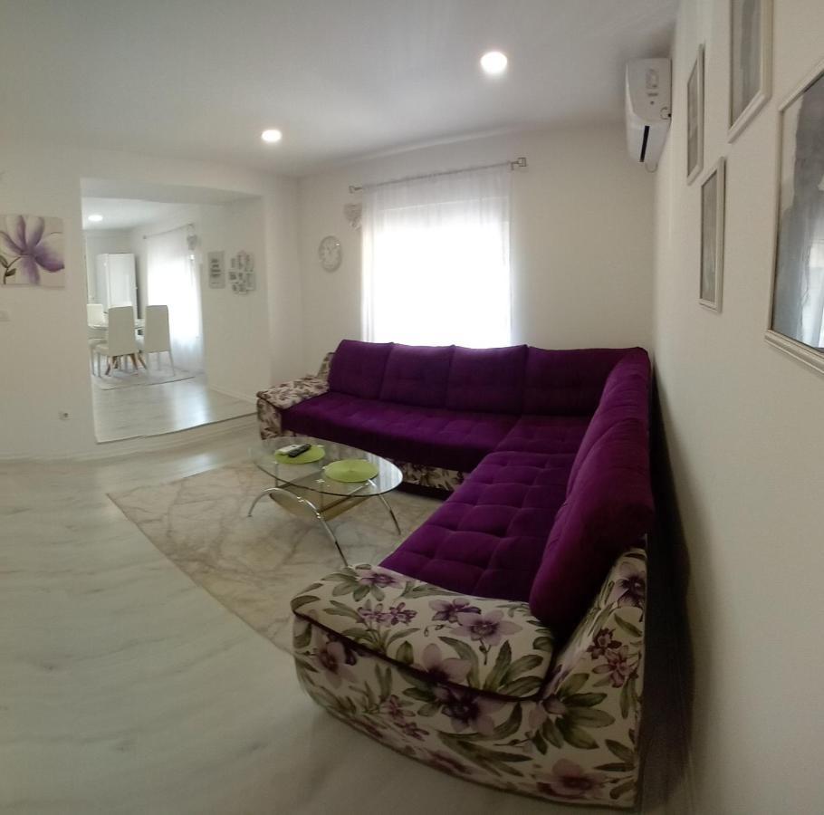 Apartment Centar Of City Мостар Екстериор снимка