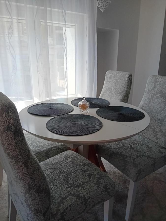 Apartment Centar Of City Мостар Екстериор снимка